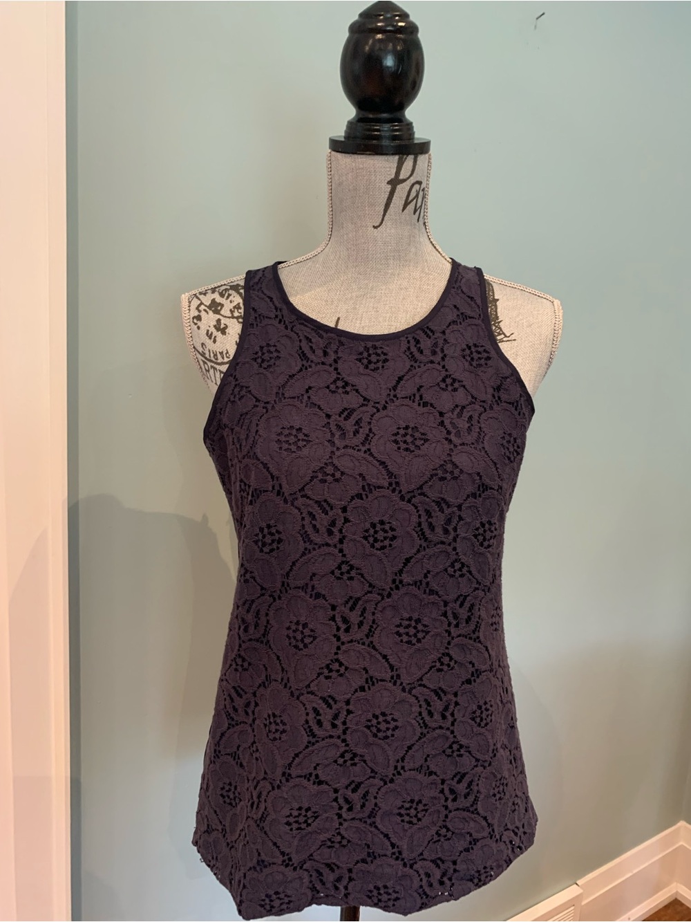 Sleeveless Lace Overlay Tank Top - Navy Blue